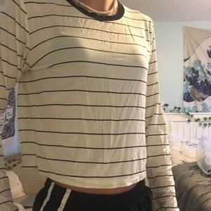 Stripped black and white long sleeve tee